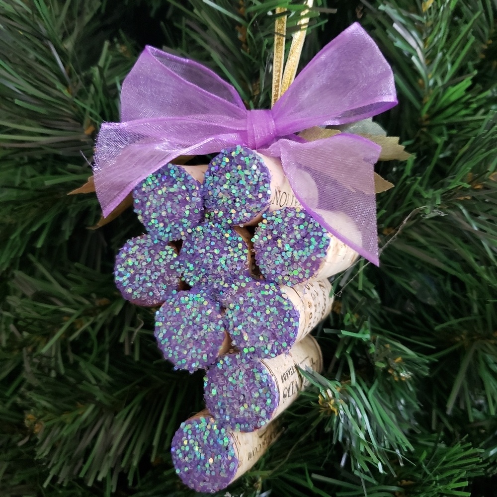 Holiday Grape Cork Ornaments (3)